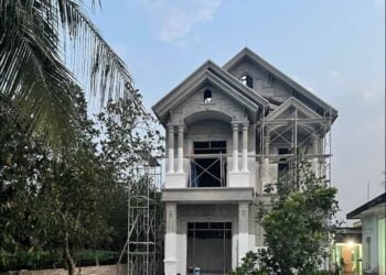 Biệt thự mini 2 tầng tân cổ điển xây dựng phần thô hết khoảng 1 tỷ biet thu tan co dien 2 tang 1 ty