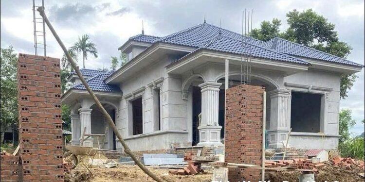 Công ty thiết kế xây nhà có 3 mái đẹp ở nông thôn
