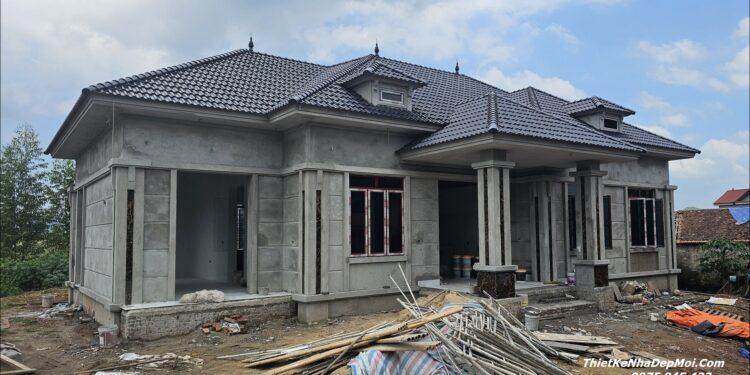 Mẫu nhà có 4 phòng ngủ nằm ngang đẹp mái Nhật